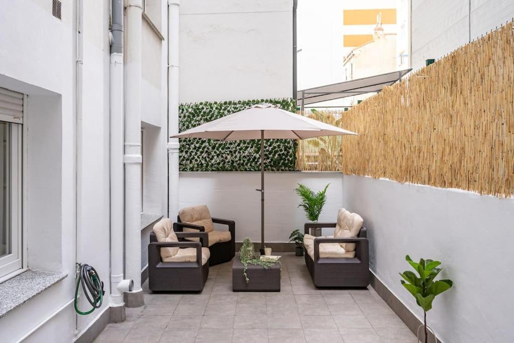 El Patio De Schulz Appartement Gijón Buitenkant foto